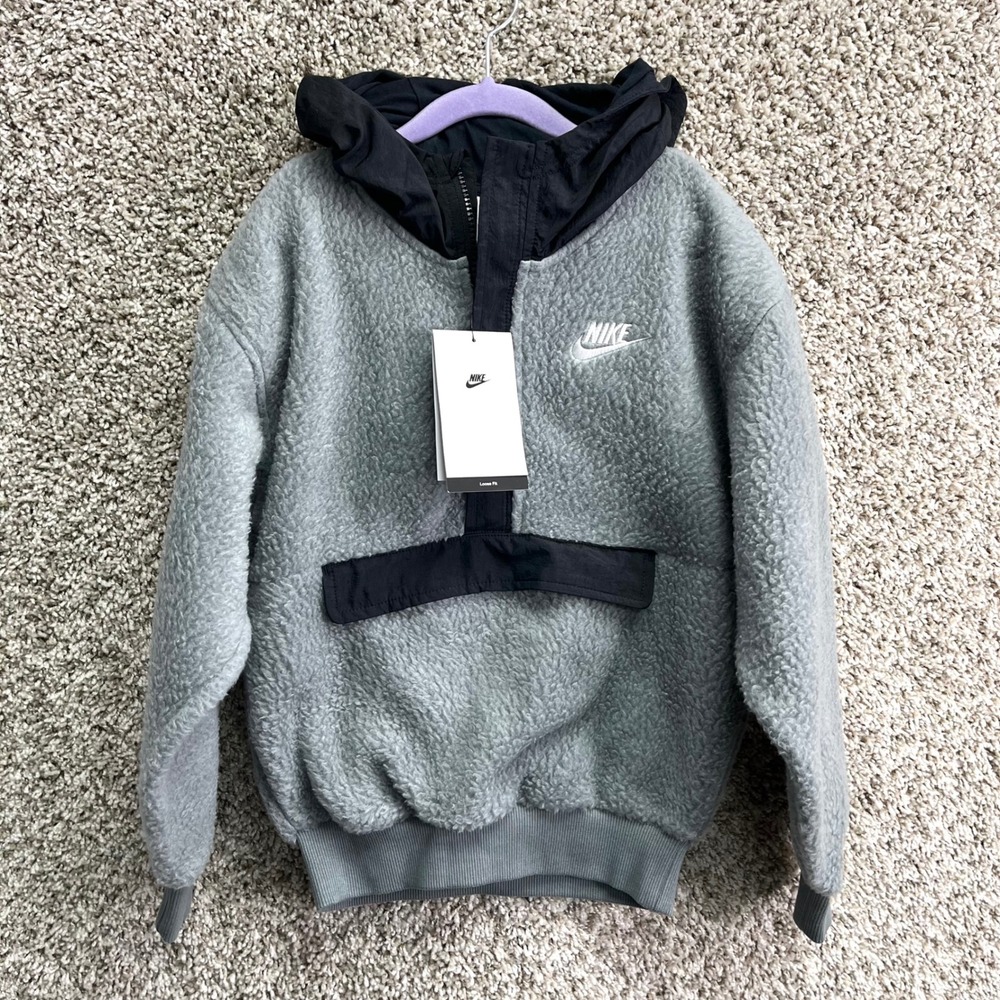 Nike Gray Sherpa Club Fleece Hooded Loose Fit 1/4 Zip Anorak Jacket Small NWT